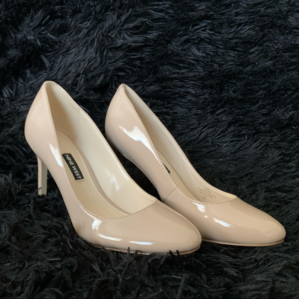 NWT Nine West Dylan round toe pump size 6.5
